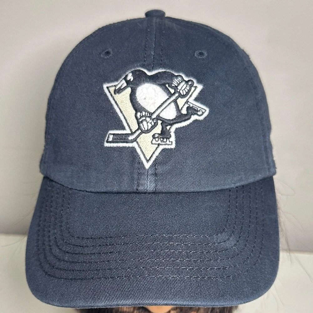 NHL Pittsburgh Penguins Navy Blue Hockey Logo Cap